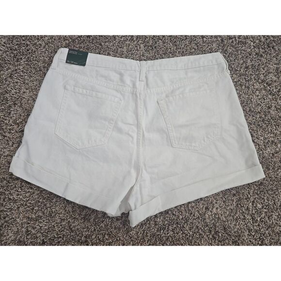 Wild Fable White Mom Shorts Size 18 – NWT High Rise 3” Inseam Plus Size Denim - Picture 3 of 10